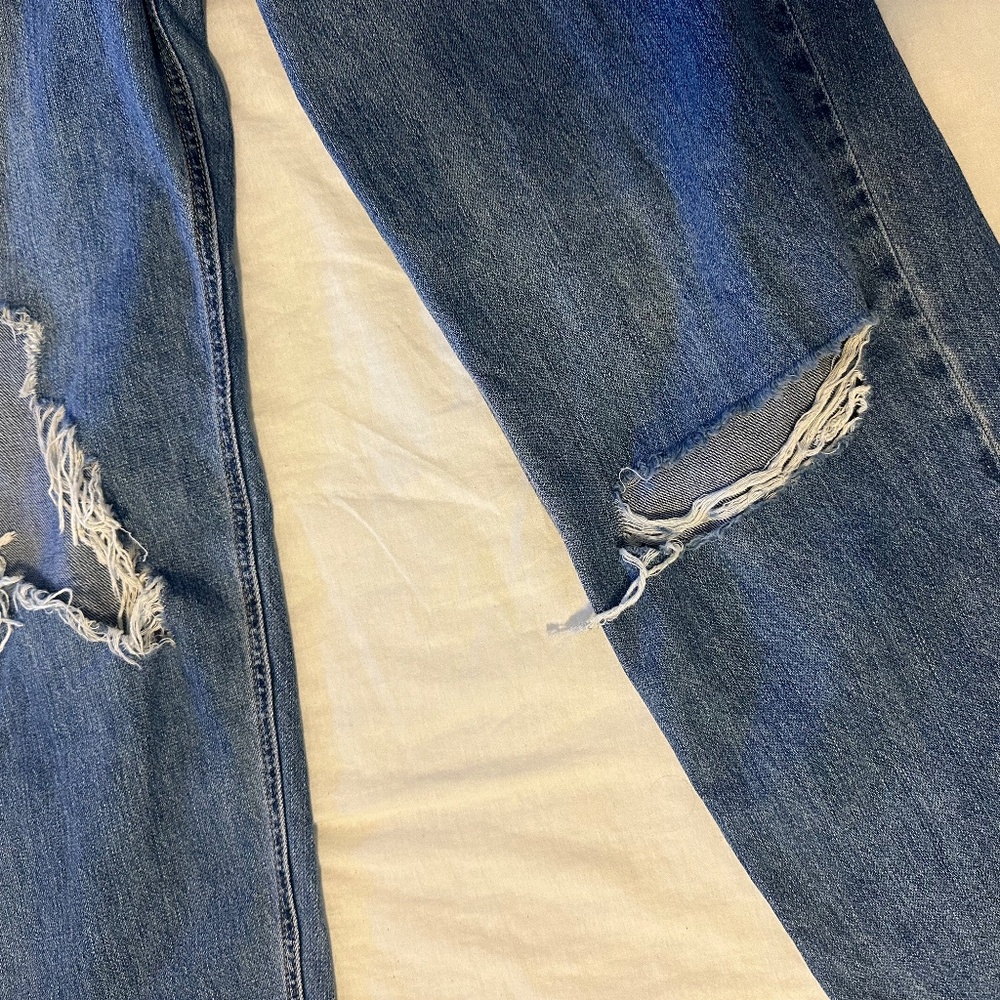 High Rise Distressed Boyfriend Jeans - Picture 3 of 3